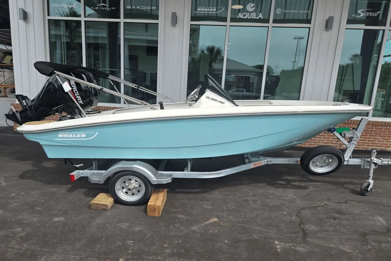 Slide: The Image of Boston Whaler 130 Super Sport 2026 - 0