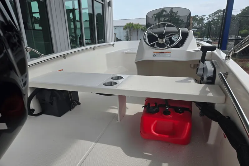 Slide: The Image of Boston Whaler 130 Super Sport 2026 - 3