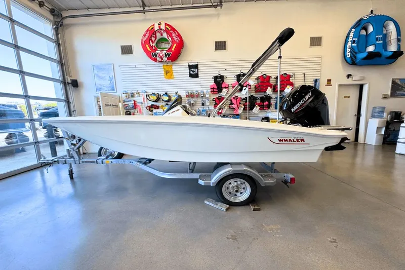 Slide: The Image of Boston Whaler 130 Super Sport 2026 - 0