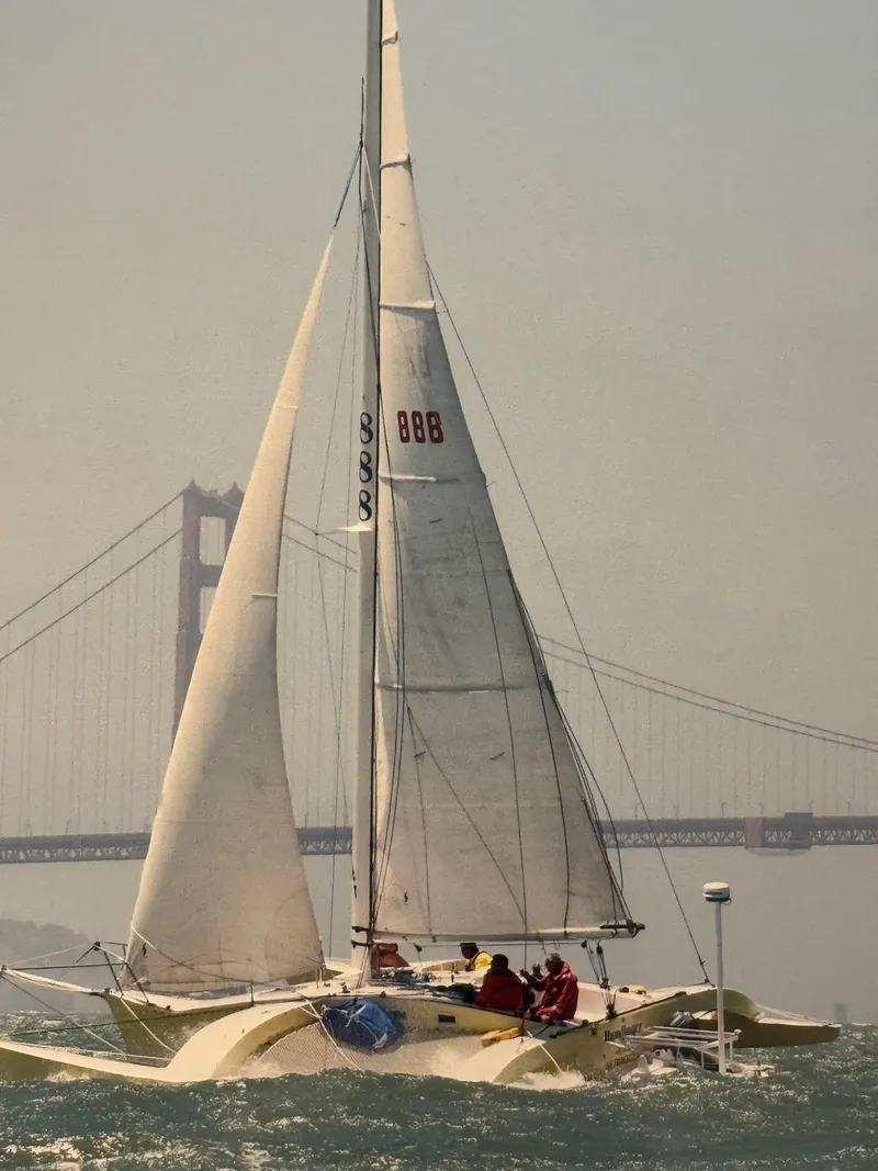 Slide: The Image of Sailing yacht "Greene Marine 35 Acapella" from 1982 on open water. - 11