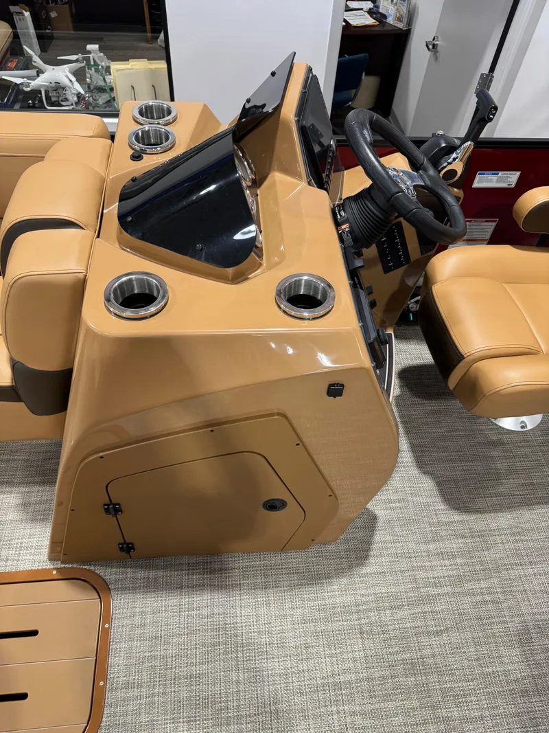 Slide: The Image of G3 FUSION 324SL 2025 - 10