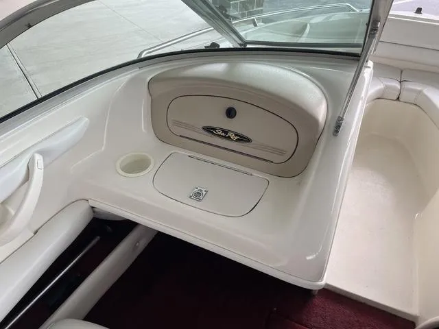 Slide: The Image of Sea Ray 185 Bow Rider 1997 - 9