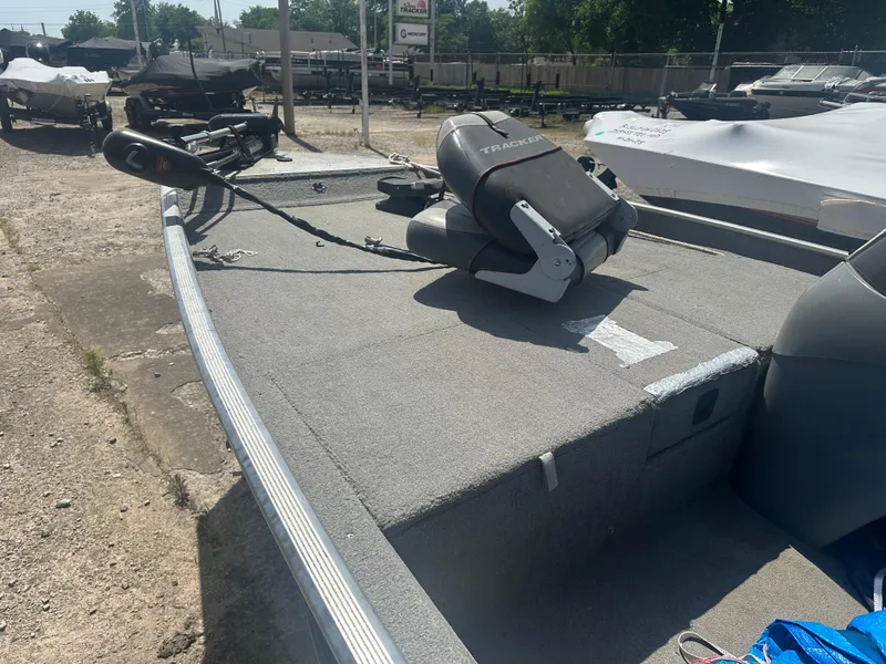 Slide: The Image of Bass Tracker PRO TEAM 170 TX 2006 - 8