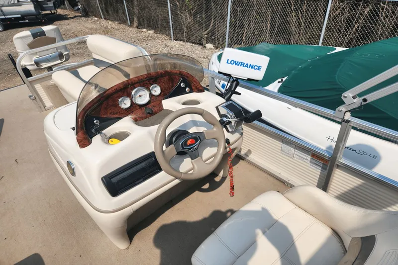 Slide: The Image of Sun Tracker PB20 2010 - 5