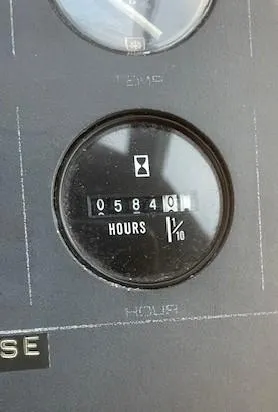 Slide: The Image of Hour meter showing 5840.1 hours on 1990 Tiara Yachts 3100 Open. - 21