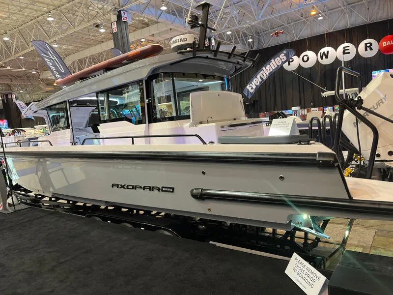 Slide: The Image of Axopar 37 XC Cross Cabin Wetbar 2024 - 0