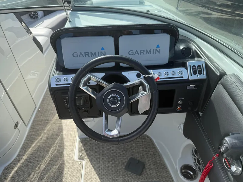 Slide: The Image of Crownline Boats 290 SS 2023 - 7