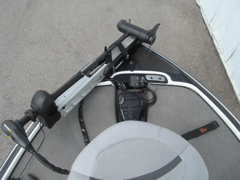 Slide: The Image of 2011 Nitro Z-6 boat interior with trolling motor and seat. - 9