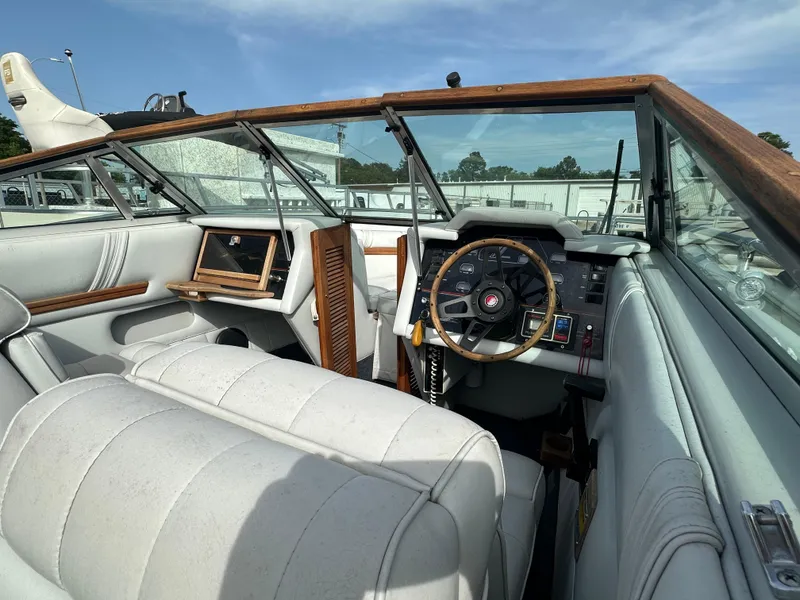 Slide: The Image of Celebrity 190 V BR Bowrider 1987 - 13