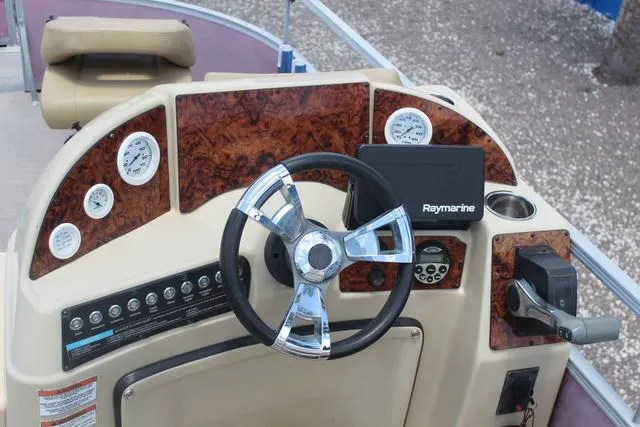 Slide: The Image of Lexington 319C 2019 - 19