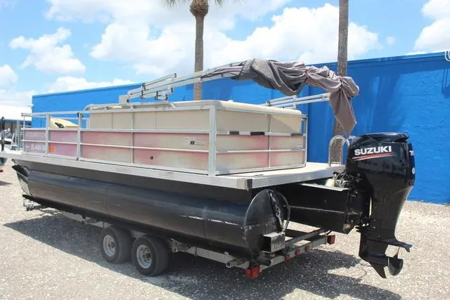 Slide: The Image of Lexington 319C 2019 - 6