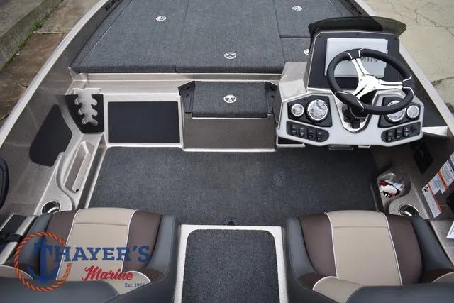 Slide: The Image of Ranger Z185 2025 - 15