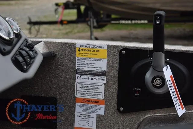 Slide: The Image of Ranger Z185 2025 - 19