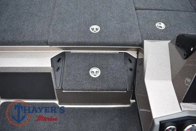 Slide: The Image of Ranger Z185 2025 - 23