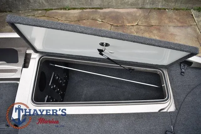 Slide: The Image of Ranger Z185 2025 - 27