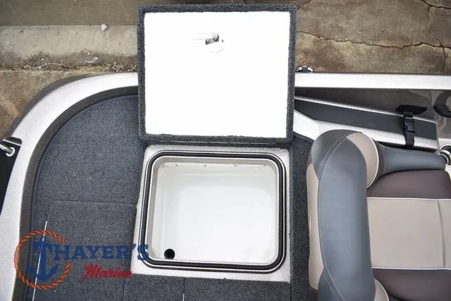 Slide: The Image of Ranger Z185 2025 - 38