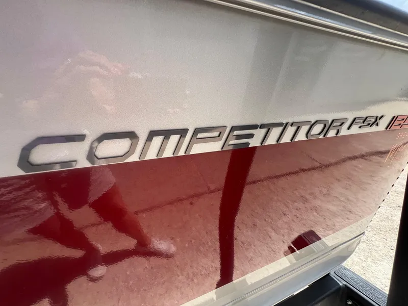 Slide: The Image of Alumacraft Competitor 185 FSX 2021 - 3