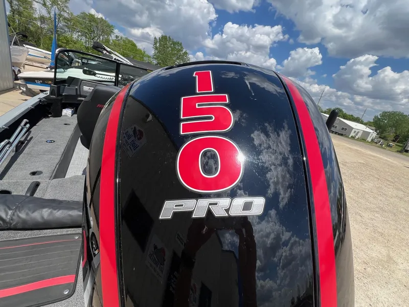 Slide: The Image of Alumacraft Competitor 185 FSX 2021 - 9