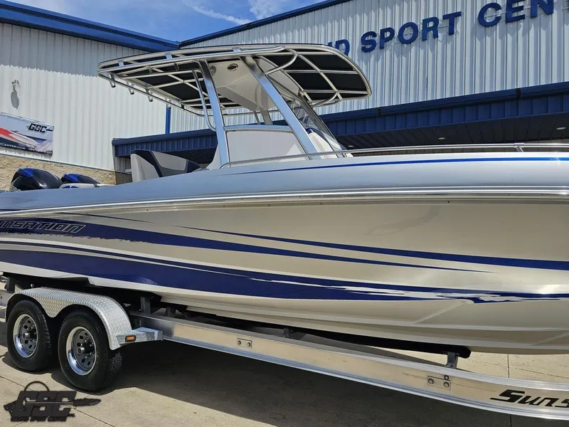 Slide: The Image of 2017 Sunsation 29 CCX boat on trailer at dealership. - 10