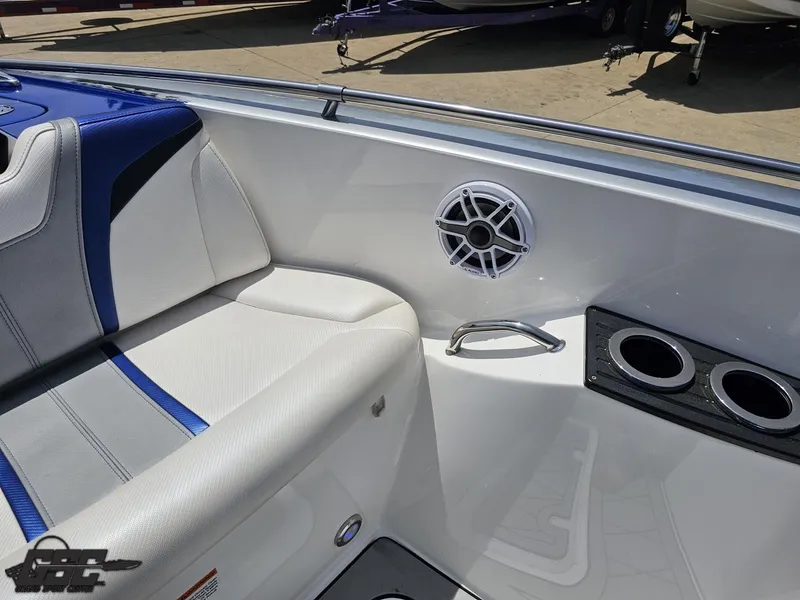 Slide: The Image of Sunsation 29 CCX 2017 - 70