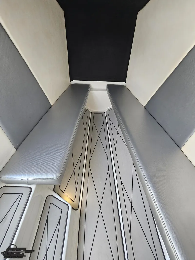 Slide: The Image of Sunsation 29 CCX 2017 - 83