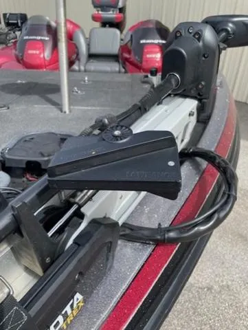 Slide: The Image of 2011 Ranger 188 VX boat with Minn Kota trolling motor and Lowrance equipment. - 3