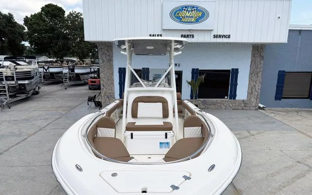 Slide: The Image of Pioneer 222 Sportfish 2025 - 13