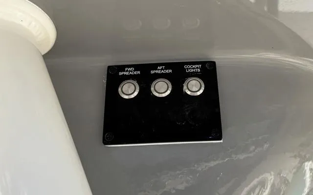 Slide: The Image of Pioneer 222 Sportfish 2025 - 21