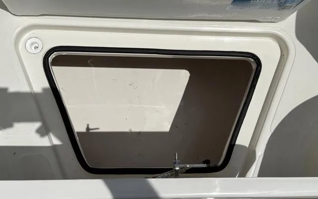 Slide: The Image of Pioneer 222 Sportfish 2025 - 35