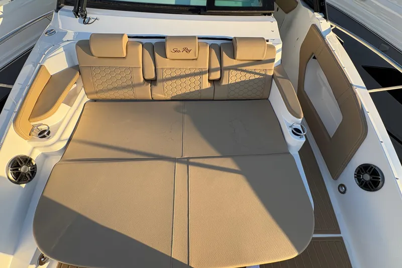Slide: The Image of Luxurious seating area on 2026 Sea Ray Sundancer 320 Outboard boat. - 15