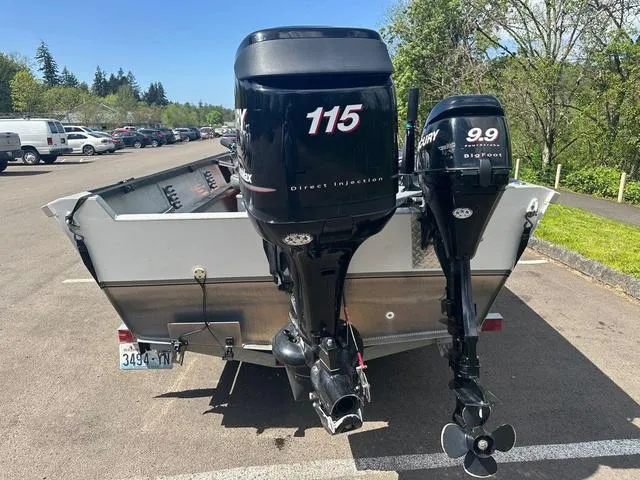 Slide: The Image of Alumaweld Super Vee 18 2006 - 3