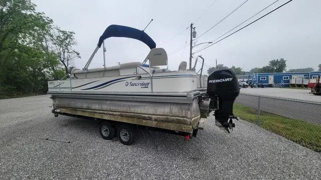 Slide: The Image of Lowe Suncruiser LS224 2008 - 18