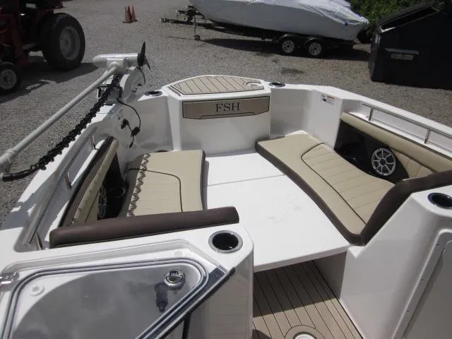 Slide: The Image of Yamaha 255 FSH® SPORT E 2023 - 9