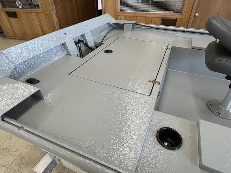 Slide: The Image of Xtreme Boats BRUTE 1654 SS 2025 - 1