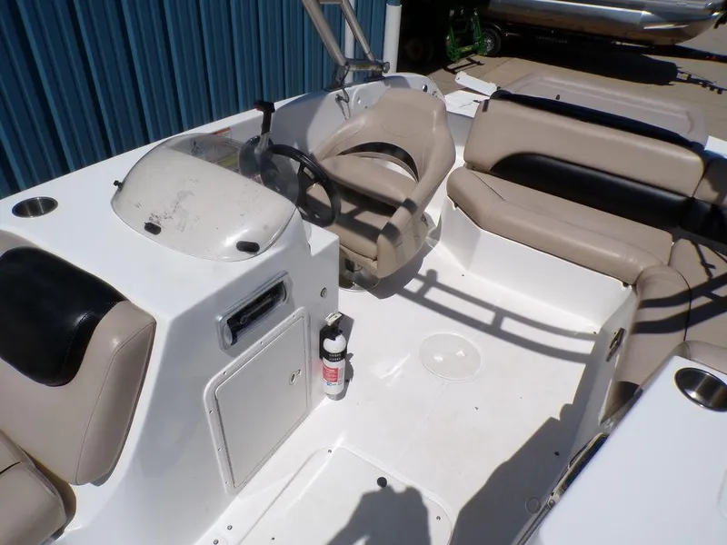 Slide: The Image of Hurricane SS 188 I/O 2014 - 10