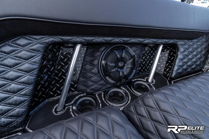 Slide: The Image of Pavati AL26 2022 - 129