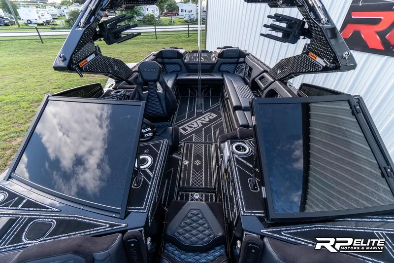 Slide: The Image of Pavati AL26 2022 - 139