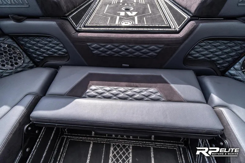 Slide: The Image of Pavati AL26 2022 - 64