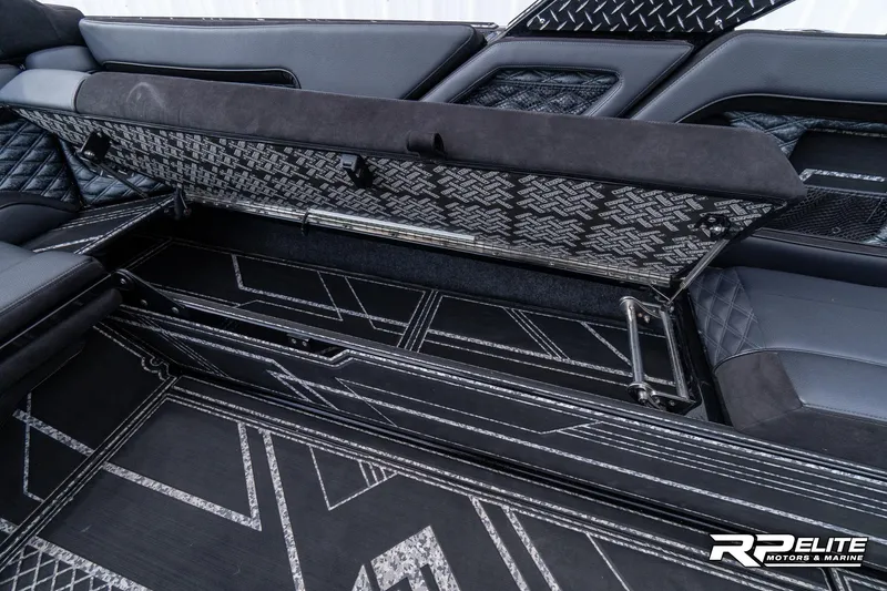 Slide: The Image of Pavati AL26 2022 - 76