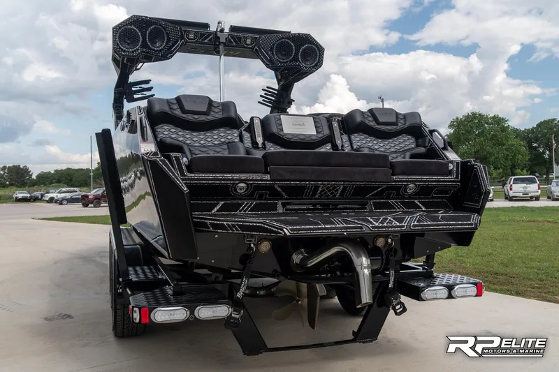 Slide: The Image of Pavati AL26 2022 - 8