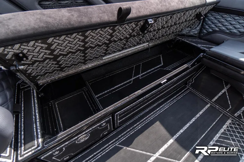 Slide: The Image of Pavati AL26 2022 - 80