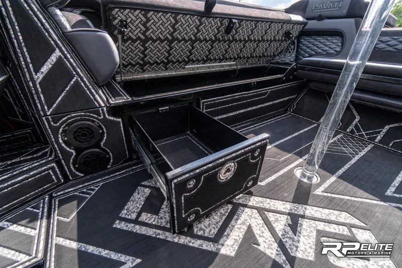 Slide: The Image of Pavati AL26 2022 - 81