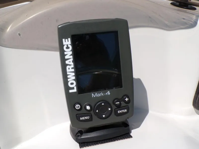 Slide: The Image of Lowrance Mark-4 fish finder on Qwest Edge 816 Cruise boat, 2020 model. - 17