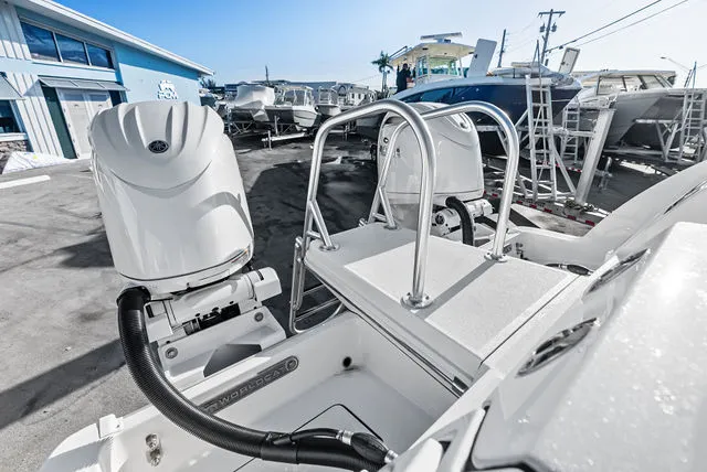 Slide: The Image of World Cat 260CC-X 2023 - 29