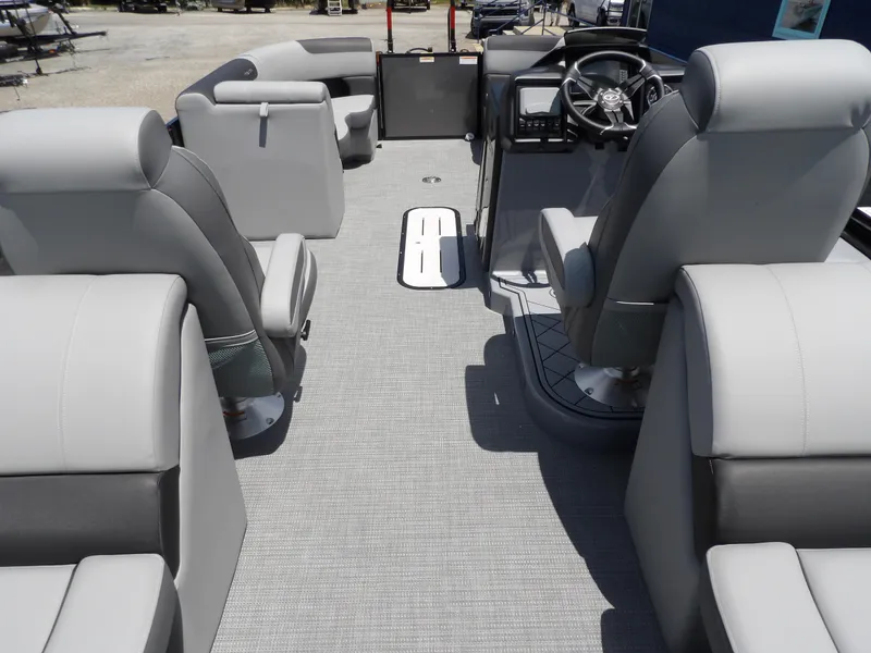 Slide: The Image of Veranda VR22RC 2025 - 9