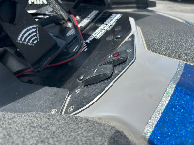 Slide: The Image of Skeeter ZXR20 2021 - 4