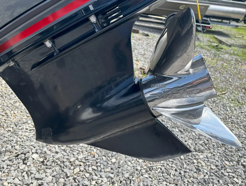 Slide: The Image of Skeeter ZXR20 2021 - 8