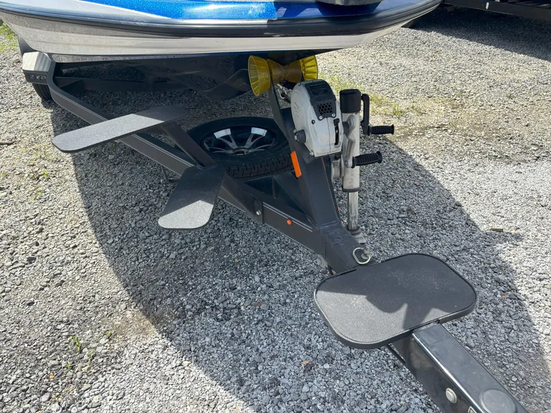 Slide: The Image of Skeeter ZXR20 2021 - 9