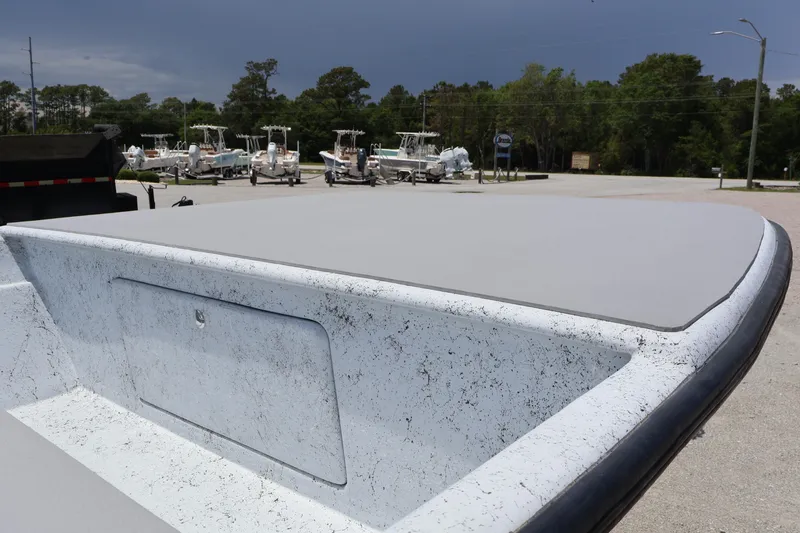 Slide: The Image of Carolina 16FT w/ 2021 DF60ATLW (30HRS) 1985 - 10