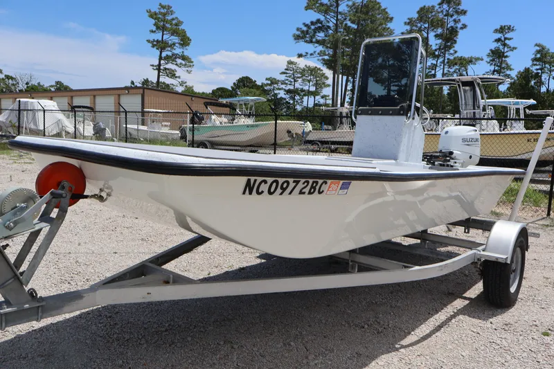 Slide: The Image of Carolina 16FT w/ 2021 DF60ATLW (30HRS) 1985 - 7